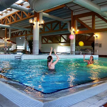 Apartment Nice Close To - Minimum 3 Nights *